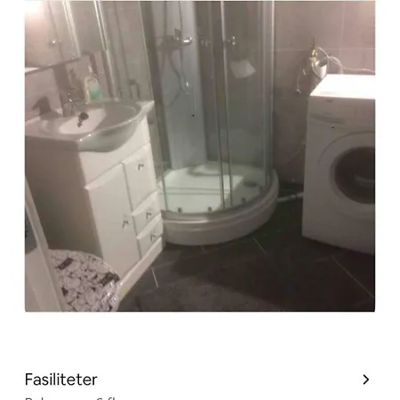Supersentral Og Koselig Leilighet! Lägenhet